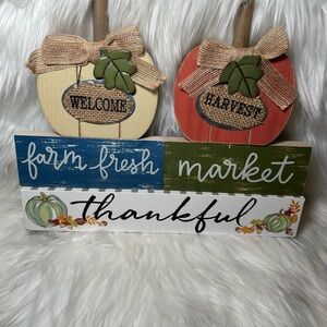 Fall Signs Farm Fresh Market with Pumpkins